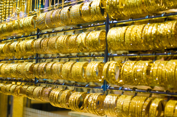 Shopping in the Dubai Gold Souk 2086743500_5a644bb16e_b