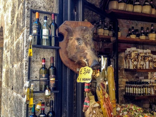 Hit up a wine store for some Vernaccia di San Gimignano before leaving.