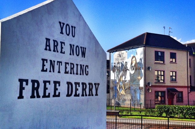 The Troubles Murals of Derry, Northern Ireland You Are Now Entering Free Derry, the most famous Derry mural