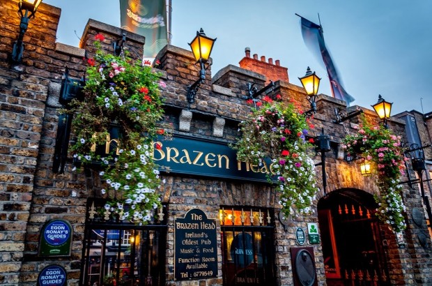 Dancing a Jig – Dublin’s Dinner Shows Ireland-Dublin-Brazen-Head