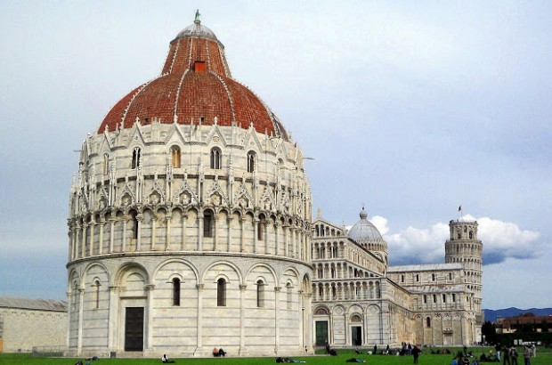 A Legendary Mistake: The Leaning Tower of Pisa Campo dei Miracoli
