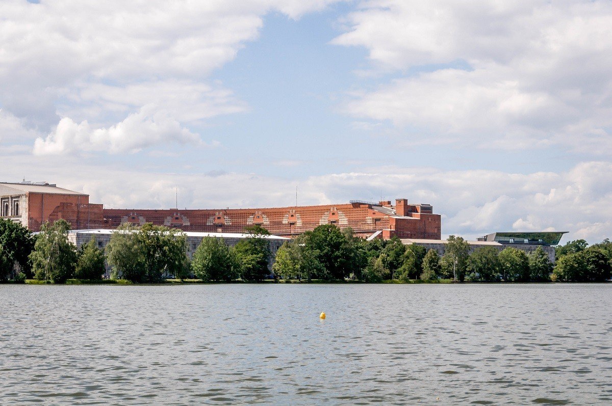 The Nazi Party Congress Hall (Kongresshalle) in Nuremberg, viewed across the lake (Dutzendteich). This location is the center of the Nuremberg Nazi Party Rally Grounds.