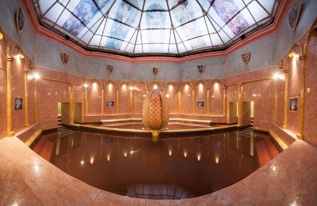 The natural thermal baths of Maria Terezia Spa at the Kupele Sklene Teplice.