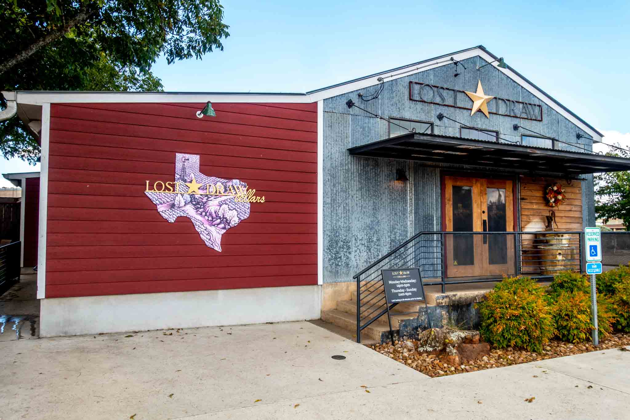 8 Best Wineries in Fredericksburg TX to Visit this Weekend (2020)