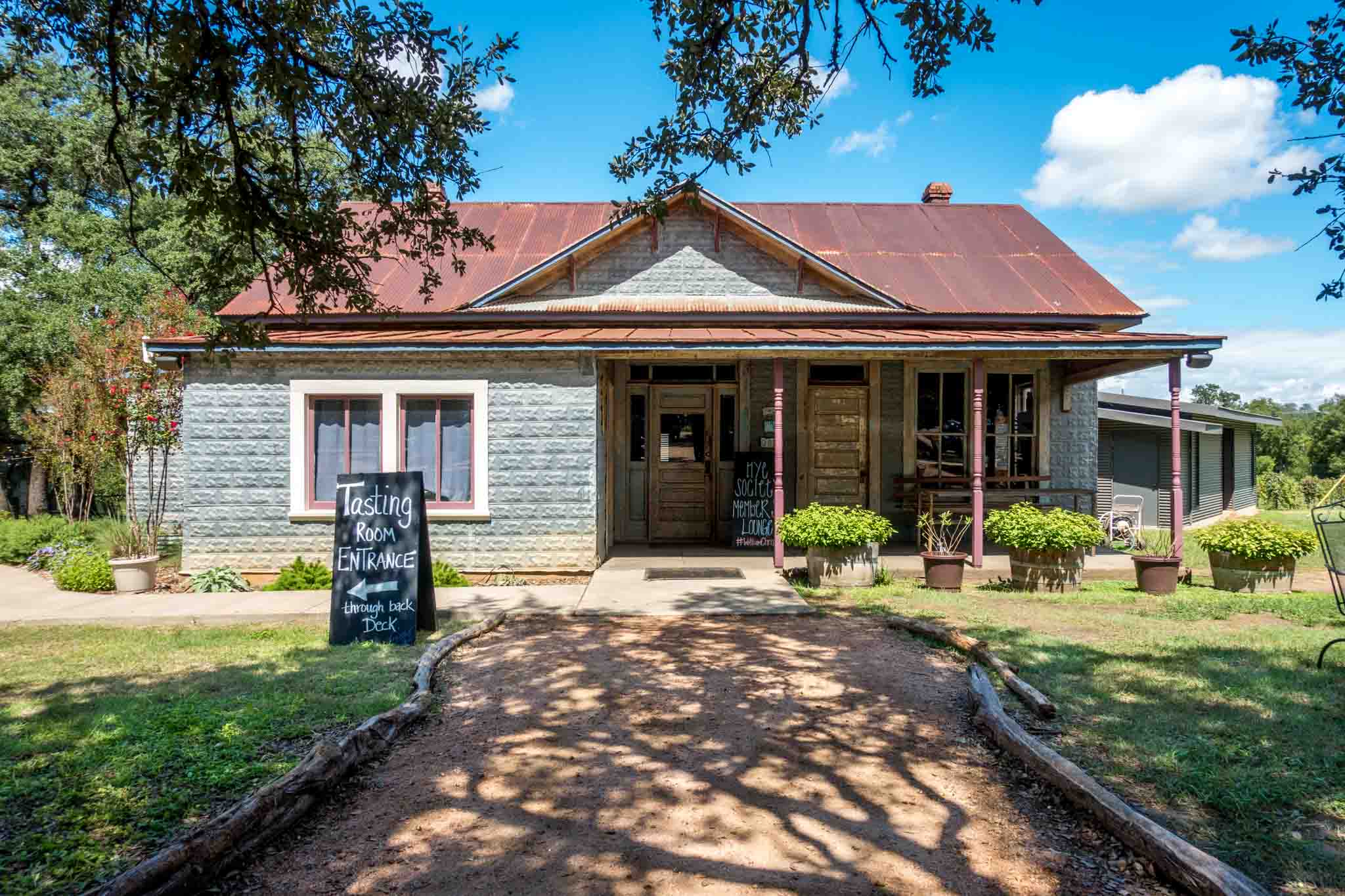 8 Best Wineries in Fredericksburg TX to Visit this Weekend (2020)