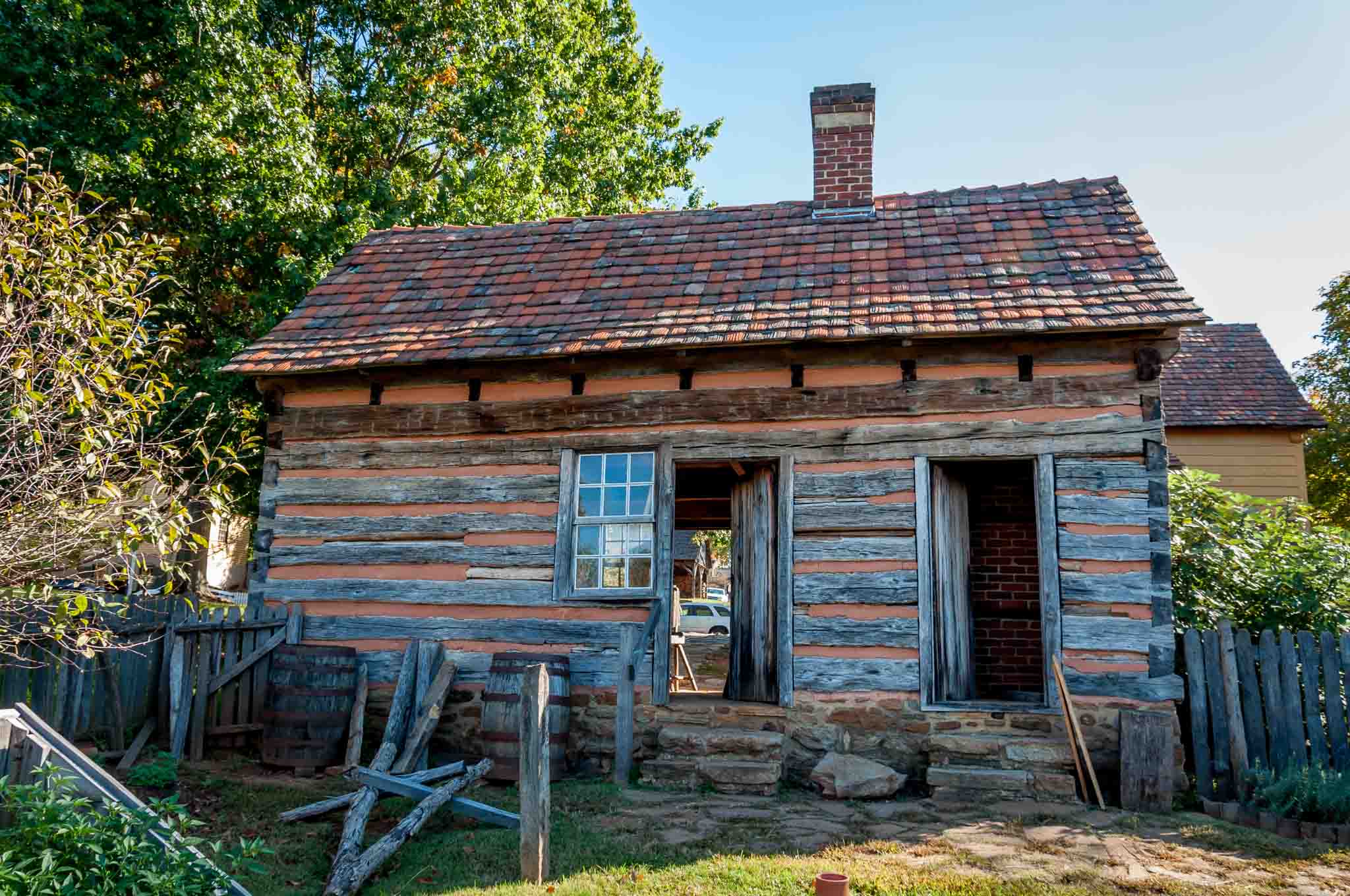 Log single-family home, the Miksch House