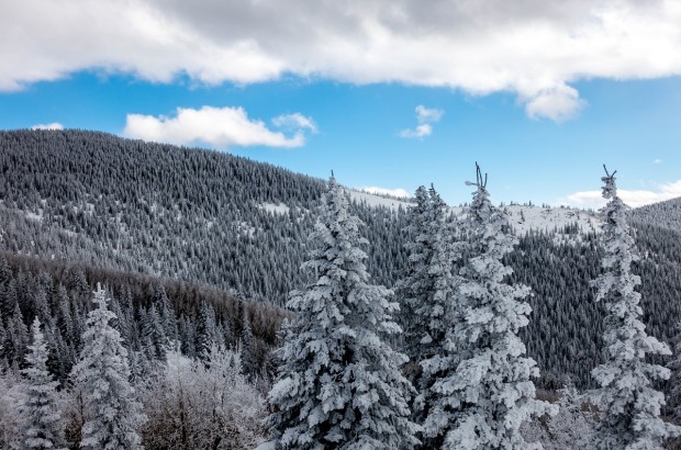 Rediscovering My Youth at Ski Santa Fe The snow covered mountains of the Ski Santa Fe resort.