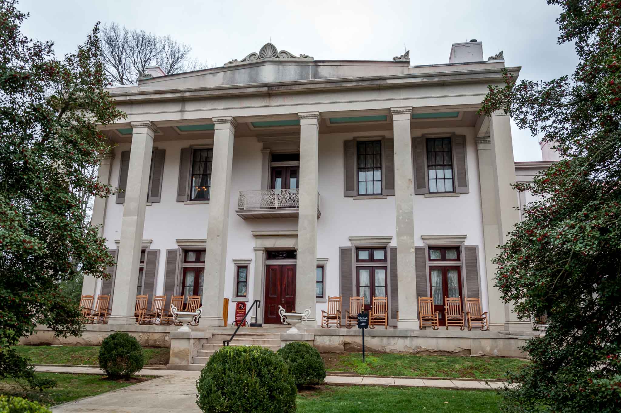 Belle Meade mansion in Nashville, Tennessee. Visiting here is one of the historical and fun things to do in Nashville TN.