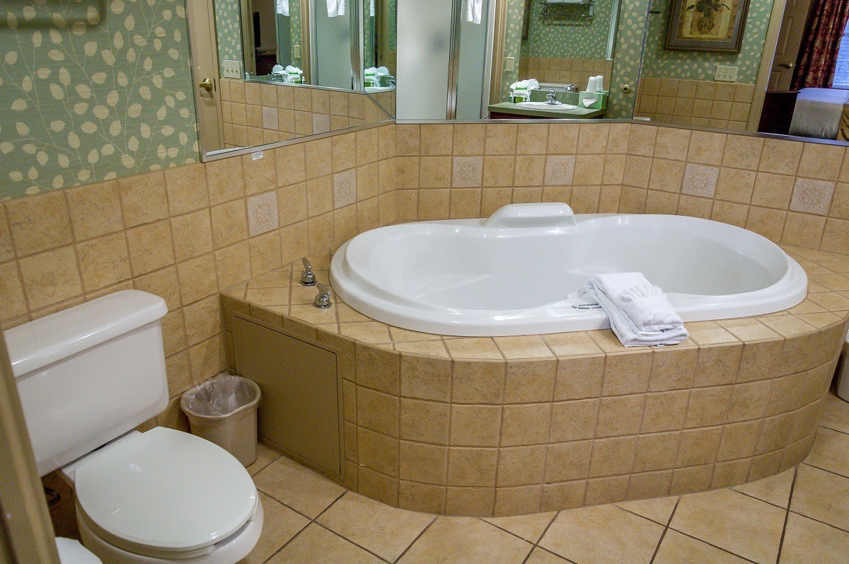 The Jacuzzi tub in the Bathroom at the Split Rock Resort.