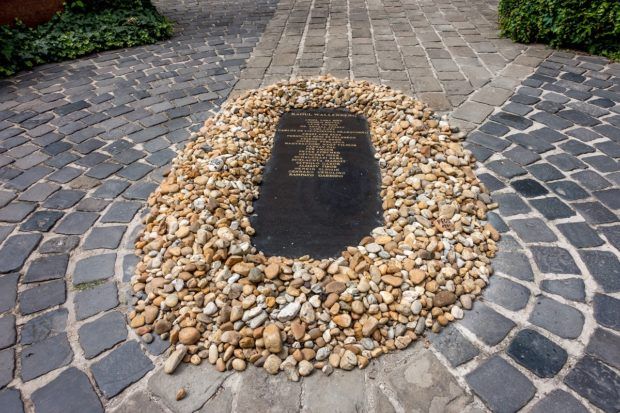 Memorial at Budapest's Dohany Street Synagogue for the "righteous gentiles" who saved Jewish lives during the Holocaust