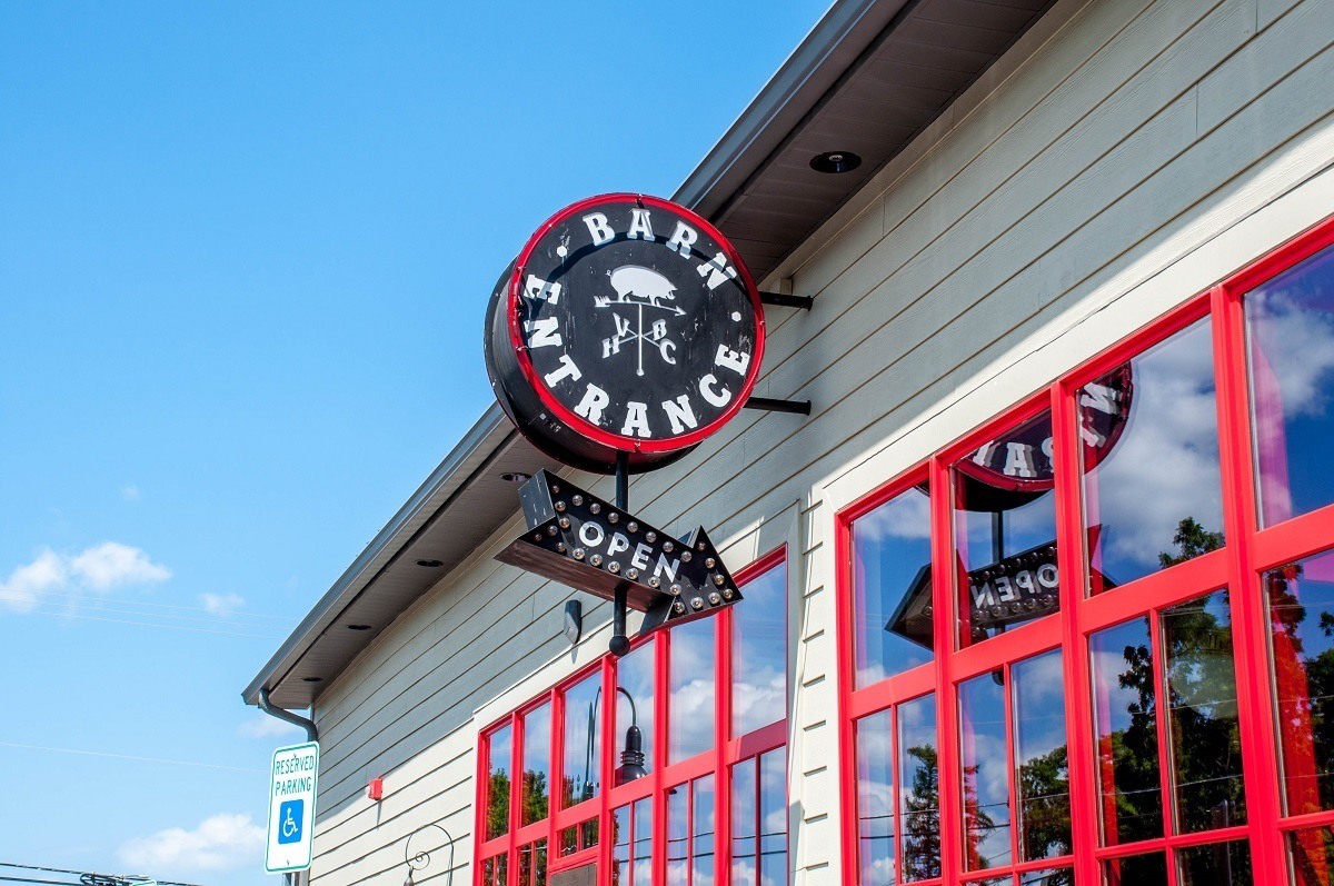 The barn entrance to the Happy Valley Brewing Company