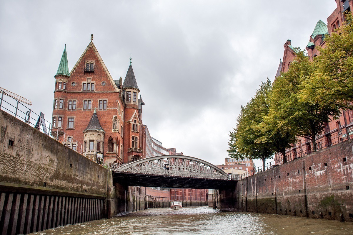 Building and bridge in Hamburg's Speicherstadt warehouse district