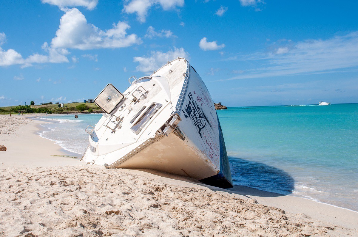 Shipwreck on the beach at Dickenson Bay