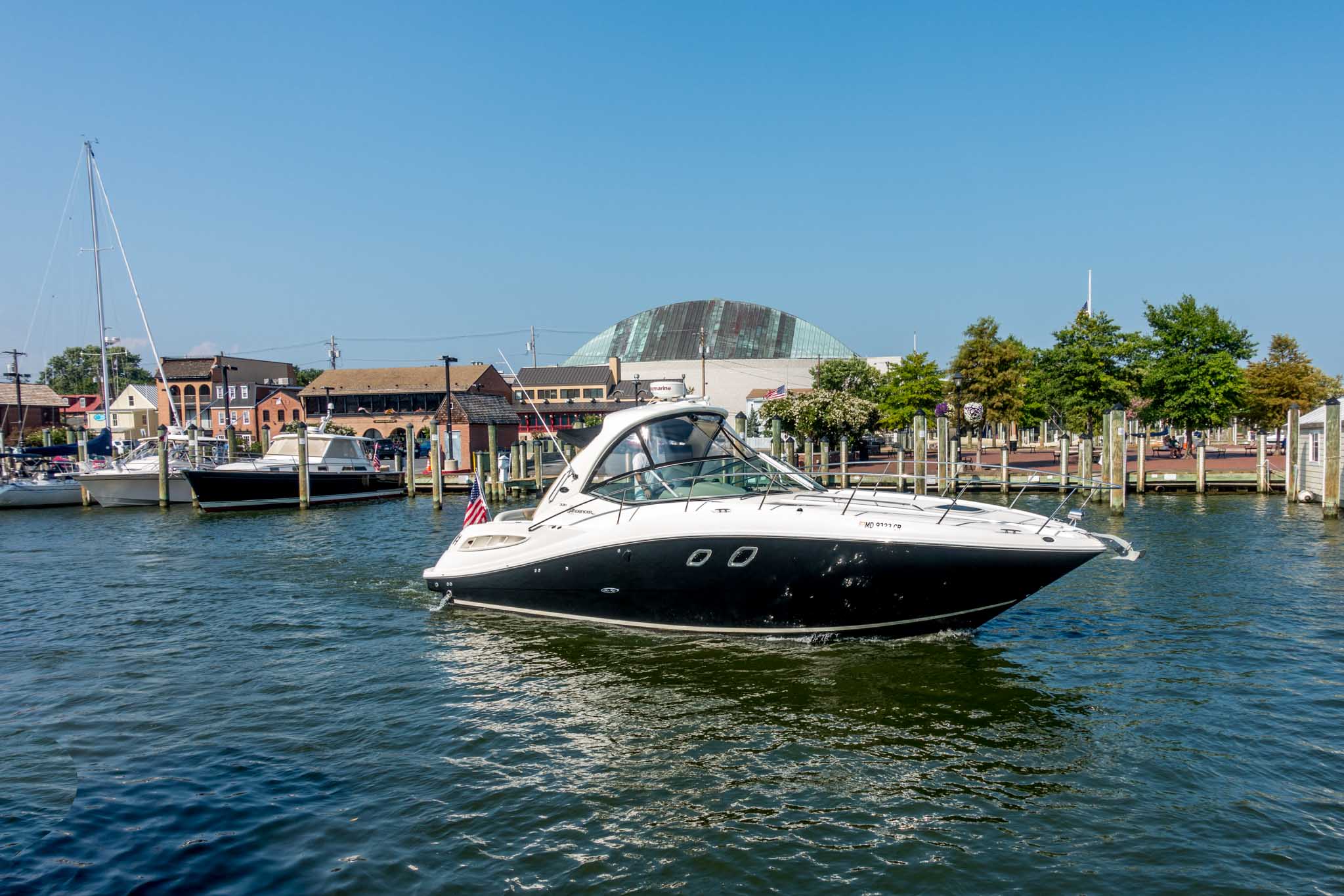 Strolling City Dock and Ego Alley is what to do in Annapolis Maryland when the weather is nice