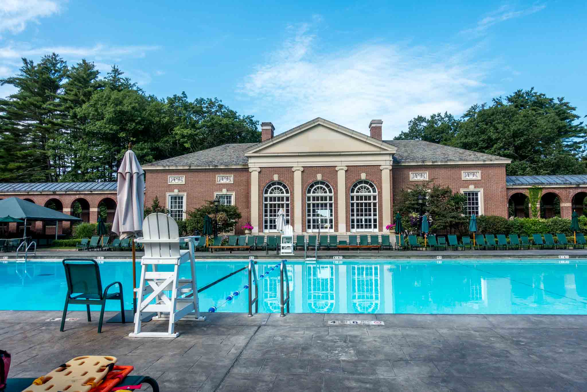 Hang out at the beautiful Victoria Pool if you're wondering what to do in Saratoga Springs, New York