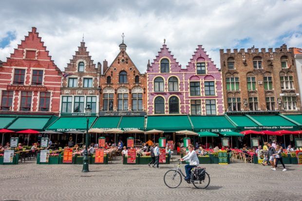 The canal houses are some of the prettiest things to see when you visit Brugge Belgium