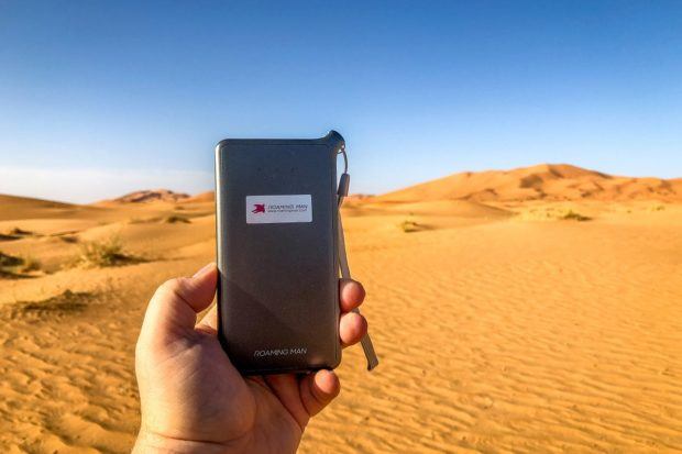 Our ROAMING MAN review: We had portable Internet in the Sahara Desert thanks to the ROAMING MAN mobile wifi device.