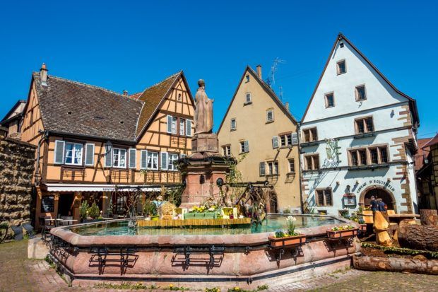 Visiting small French towns along the Alsace Route du Vin is one of the best day trips from Colmar