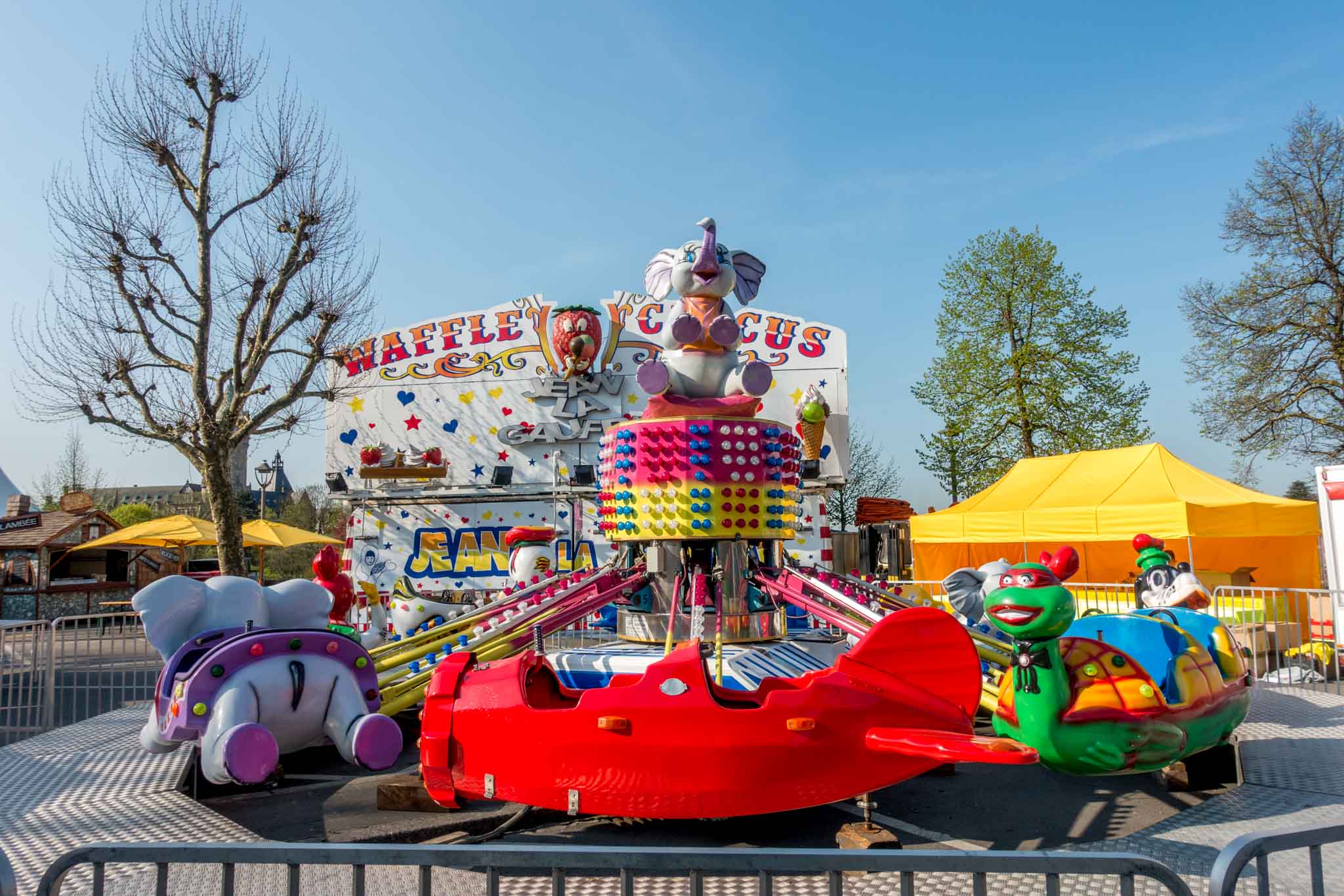 Attending a fair or festival is just one of the fun things to do on a weekend in Luxembourg City