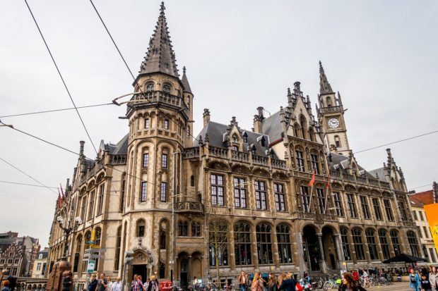 The former post office building in Korenmarkt is one of the pretty buildings to see in Ghent city center