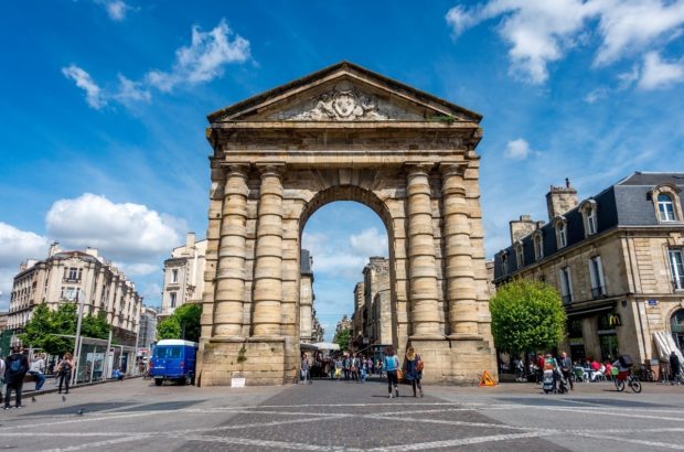 First Timer’s Guide to Visiting Bordeaux From eating great food and trying the region's wine to seeing historic buildings and relaxing by the water, there are lots of fun things to do in Bordeaux France