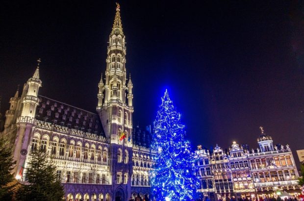 Visiting Brussels Christmas Market 2019: What to See, Eat, and Do