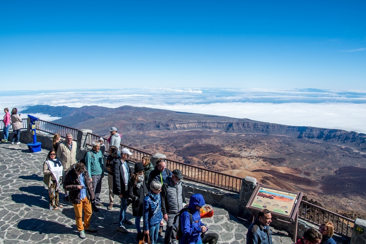 There can be long lines at the Teide upper station as people wait for the cable car back down the mountain.