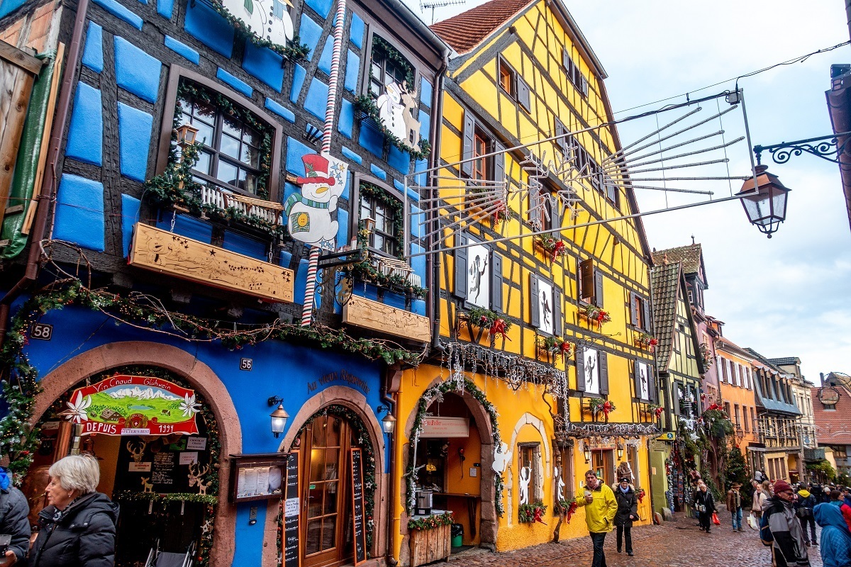 Riquewihr, one of the villages on the Alsatian wine route, decorated for Christmas