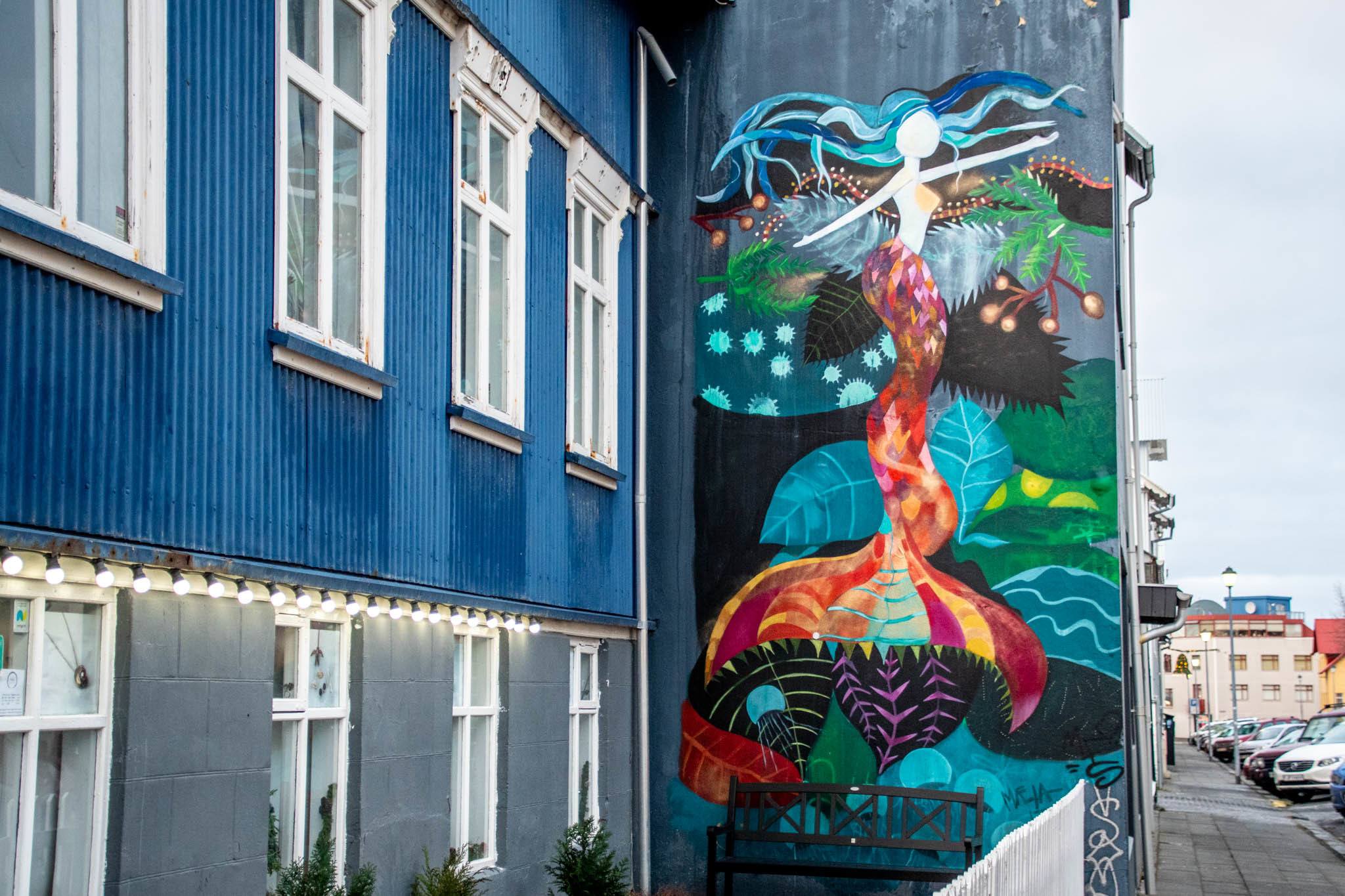 Icelandic Mermaid mural that is attributed to artist Raus.